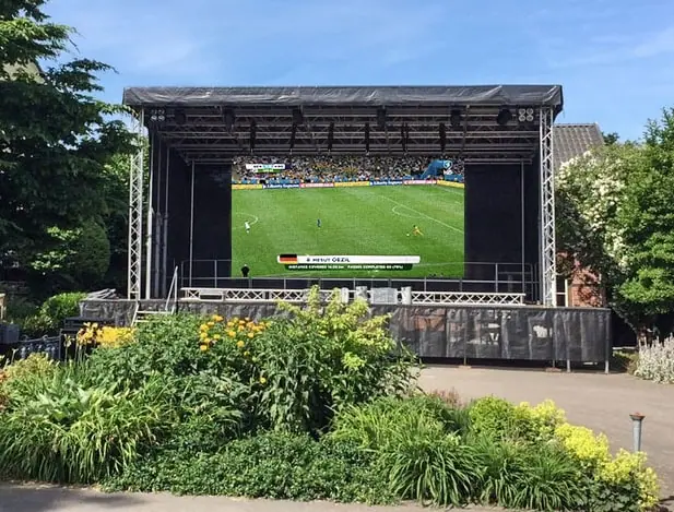 Public Viewing mit LED-Wand
